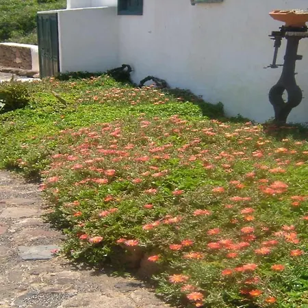 Las Casitas De Femes Sleeps 2 Pool Wifi