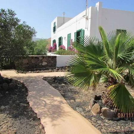 Las Casitas De Femes Sleeps 2 Pool Wifi Villa *